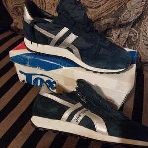 Vintage Retro jogging shoes